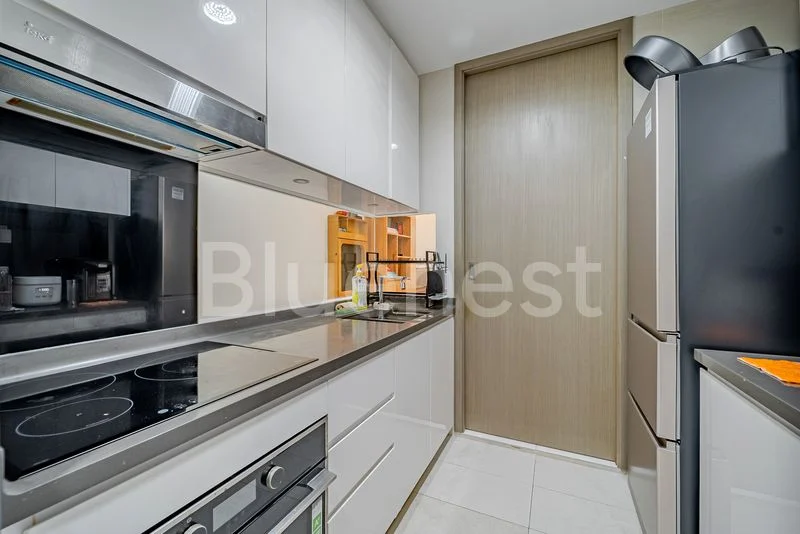 3 Bed Apartment (Condo) for Sale in 183 Longhaus - Image 7