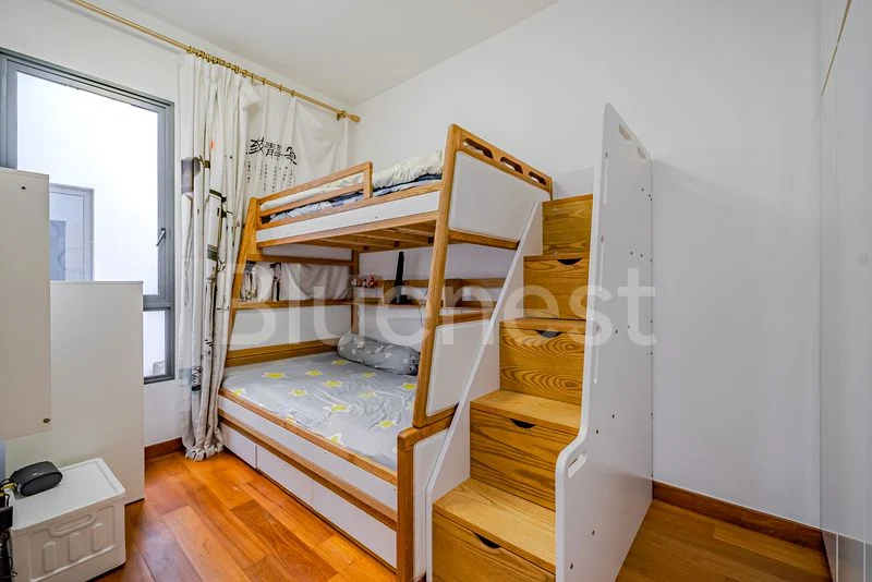 3 Bed Apartment (Condo) for Sale in 183 Longhaus - Image 5