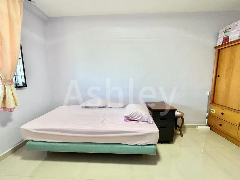 Common Room (HDB) for Rent in  136 Bedok Reservoir Road - Image 2