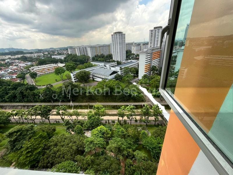 Common Room (HDB) for Rent in  22 Ghim Moh Link - Image 12