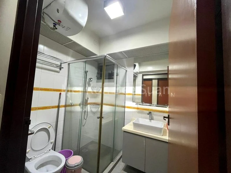 Common Room (HDB) for Rent in  22 Ghim Moh Link - Image 9