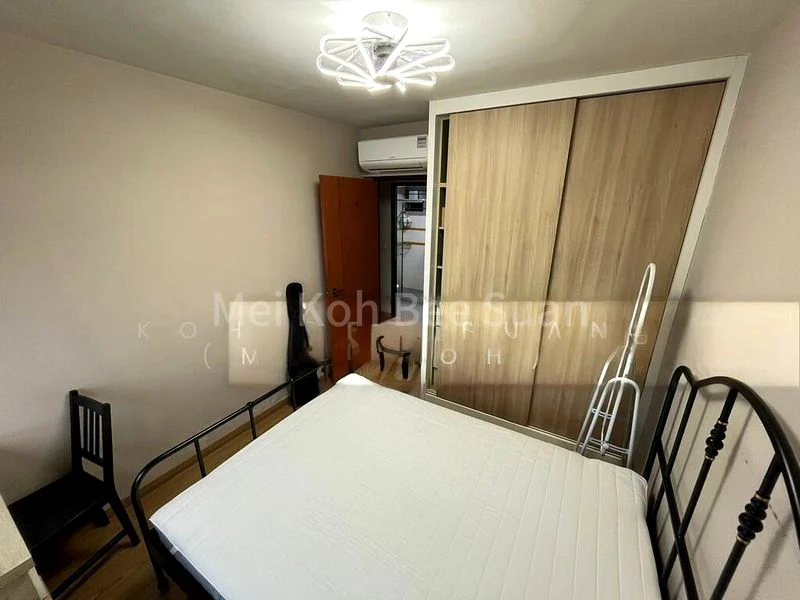 Common Room (HDB) for Rent in  22 Ghim Moh Link - Image 4