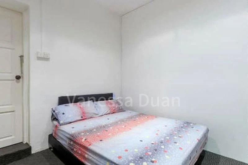 Room (Landed) for Rent in  Highland Road - Image 2