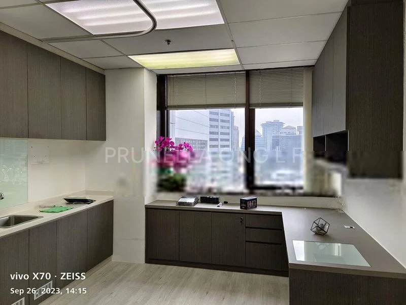 Medical Suite for Rent: Mount Elizabeth Hospital / Medical Center - Image 1