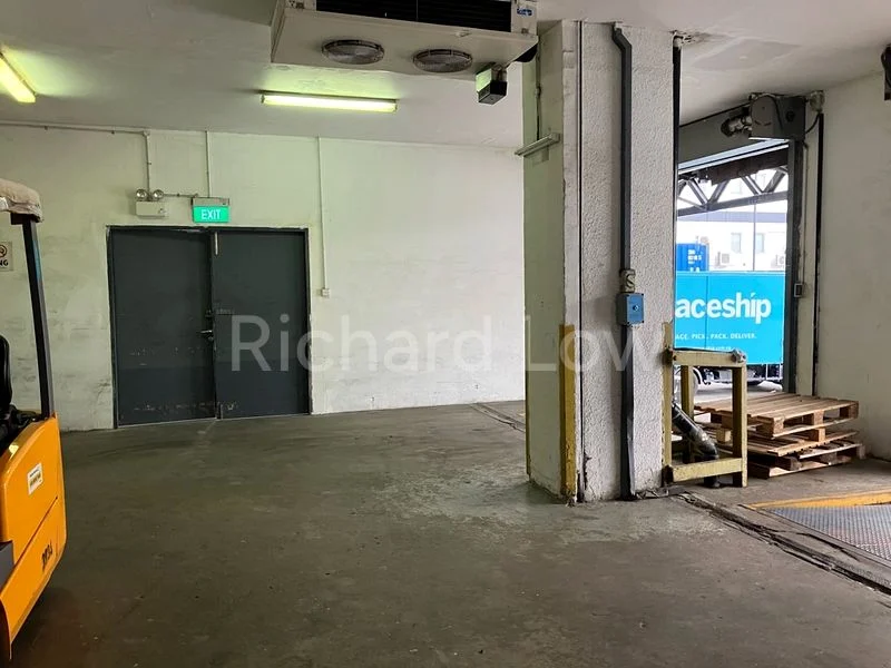 Warehouse for Rent in  Keppel Road - Image 10