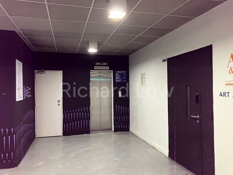 Warehouse for Rent in  Keppel Road - Image 3