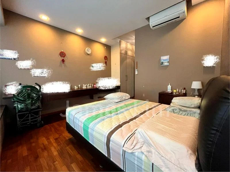 3 Bed Condo for Rent in  The Quintet - Image 7