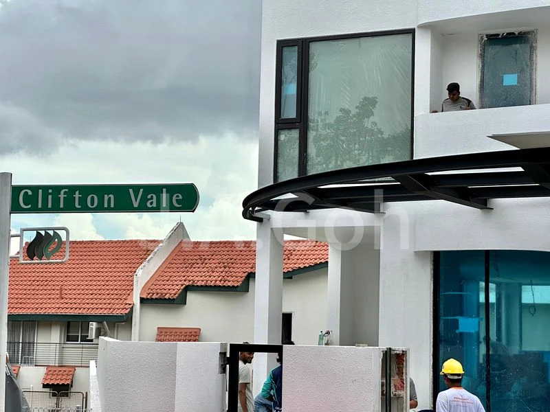 6 Bed Terraced House (Landed) for Sale in  Braddell Heights Estate - Image 9