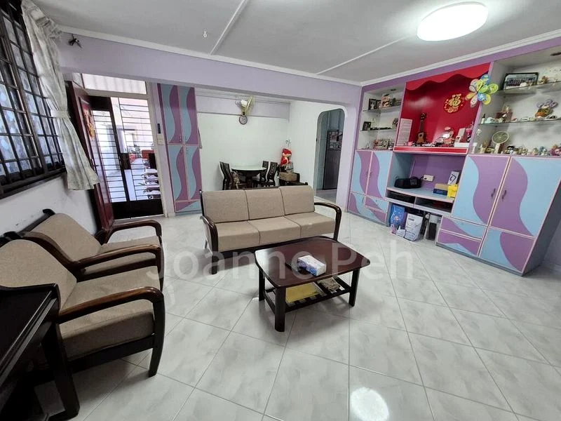 4 Room (4A) HDB for Sale in  432 Tampines Street 41 - Image 4