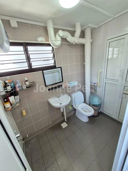 4 Room (4A) HDB for Sale in  432 Tampines Street 41 - Image 9