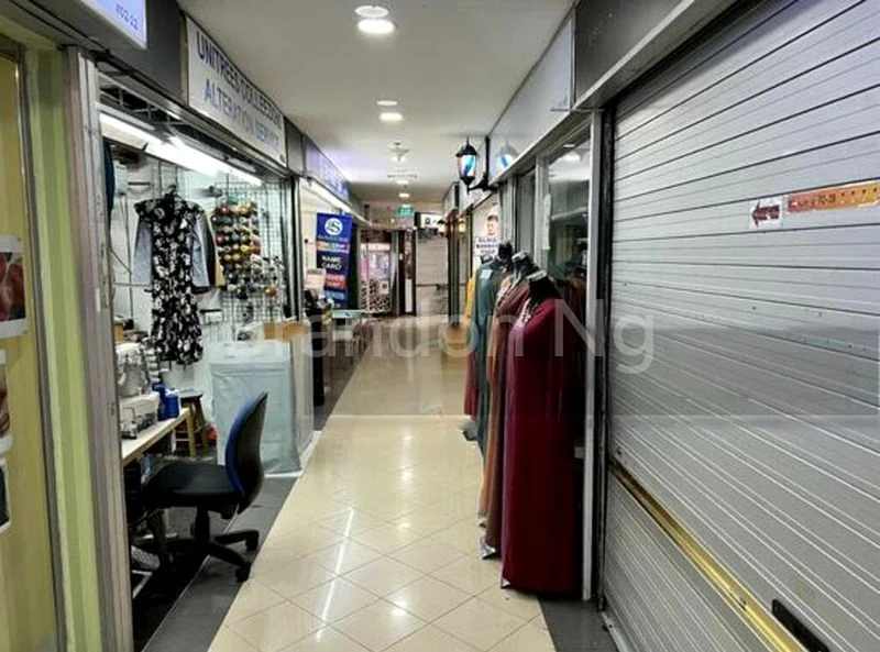 Shop / Shophouse for Sale: Queensway Shopping Centre - Image 1