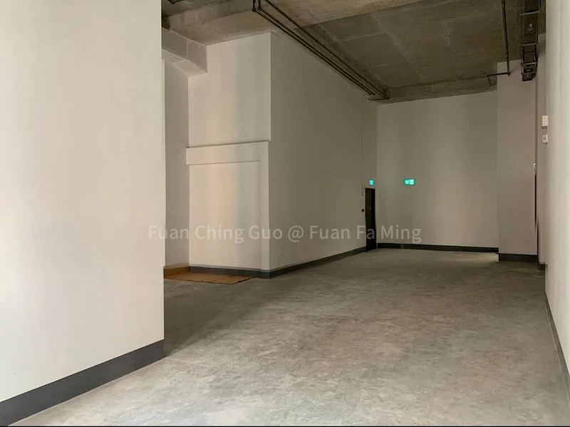 Light Industrial (B1) for Rent: Nordcom II - Image 9