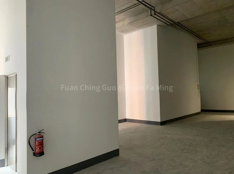 Light Industrial (B1) for Rent: Nordcom II - Image 14