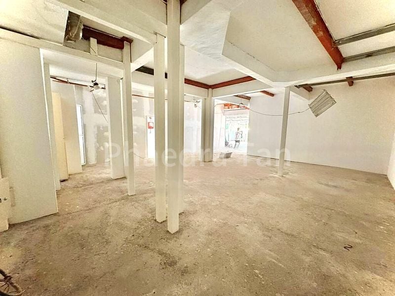 Shop / Shophouse for Rent: 83 Marine Parade Central - Image 1