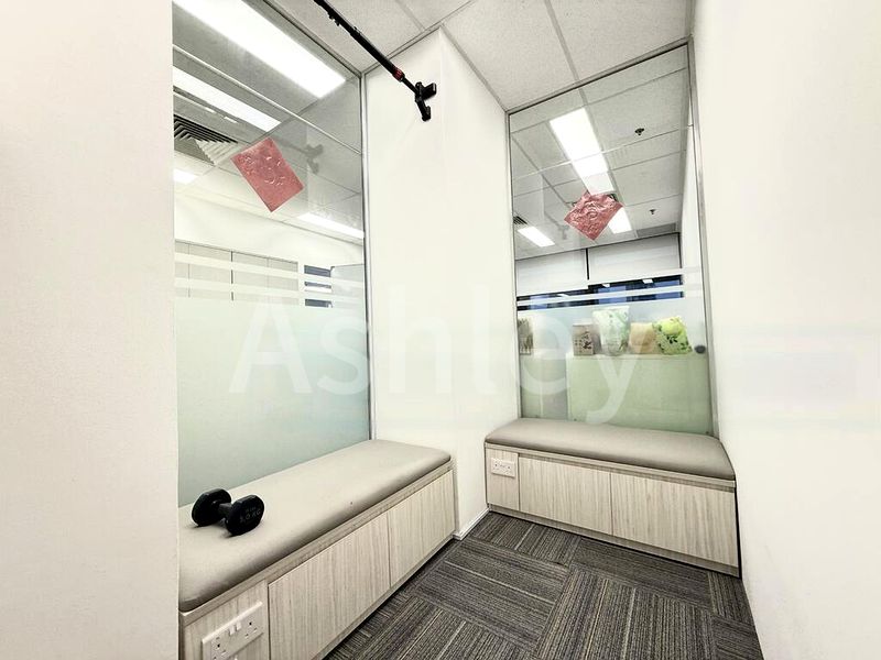Office for Rent: Ocbc Centre - Image 1