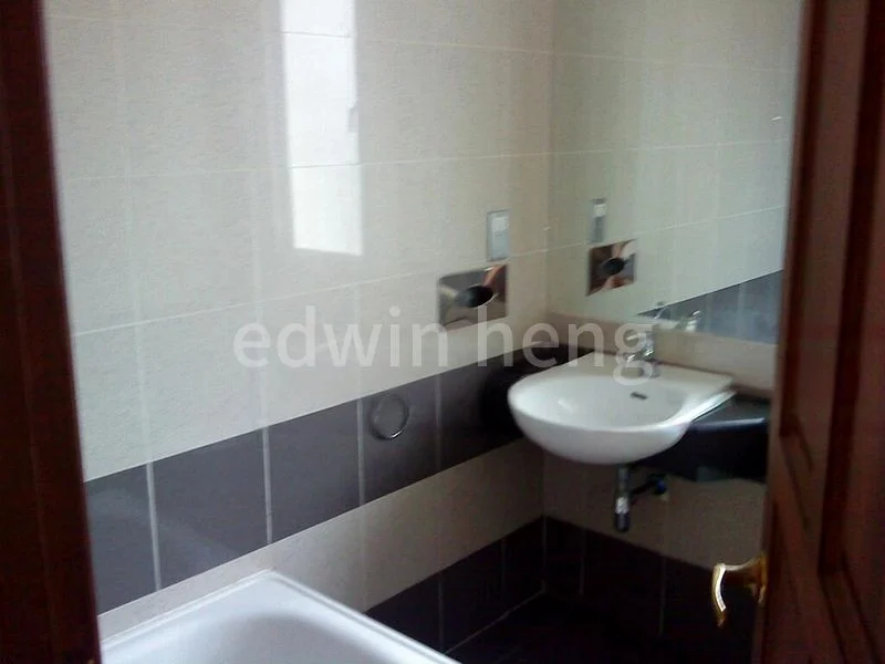 3+1 Bed Condo for Rent in  Hullet Rise - Image 3