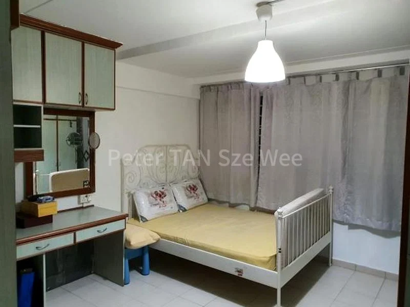 Common Room (HDB) for Rent in  126 Simei Street 1 - Image 1