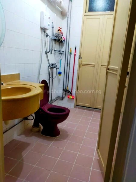 Common Room (HDB) for Rent in  152 Gangsa Road - Image 4