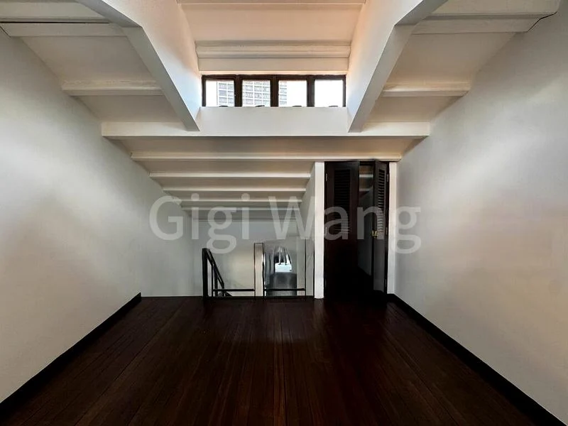 Shop / Shophouse for Rent: Corner Shophouse | Terrace | 2nd Level - Image 10
