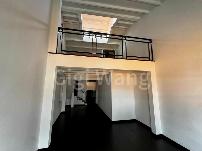 Shop / Shophouse for Rent: Corner Shophouse | Terrace | 2nd Level - Image 14