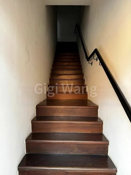 Shop / Shophouse for Rent: Corner Shophouse | Terrace | 2nd Level - Image 6