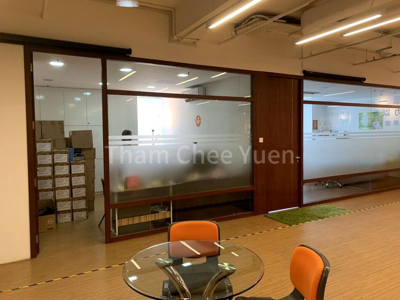 Light Industrial (B1) for Rent: EPL Building - Image 2