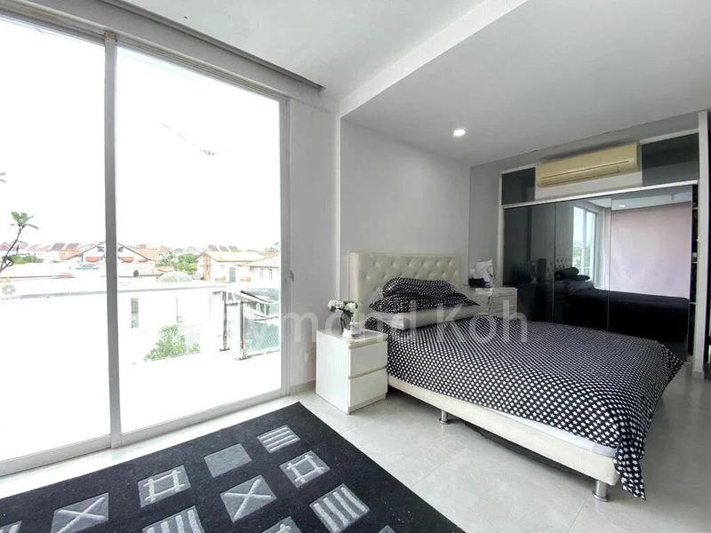 6 Bed Semi-Detached House (Landed) for Sale in Toh Estate - Image 4