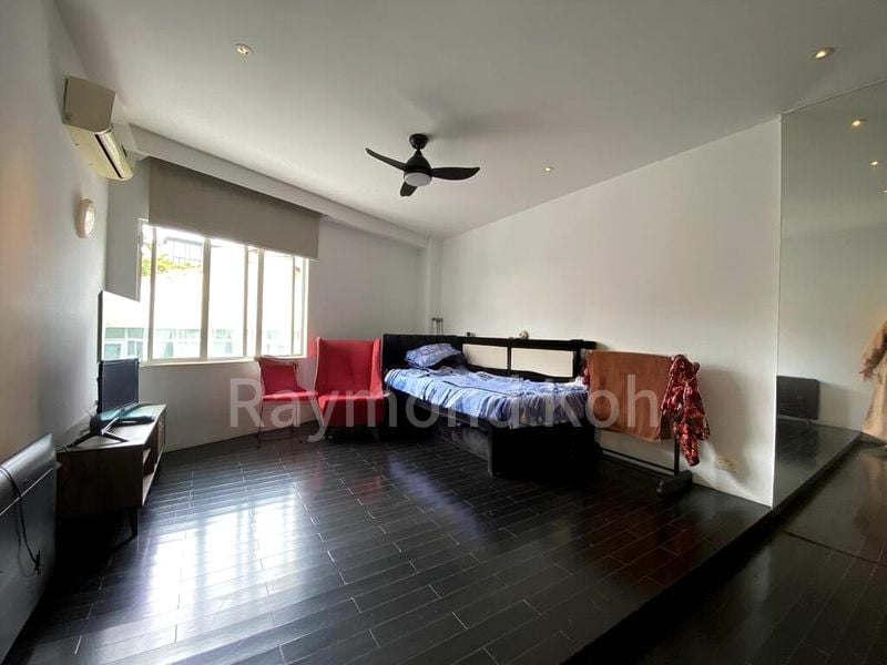 6 Bed Semi-Detached House (Landed) for Sale in Toh Estate - Image 7