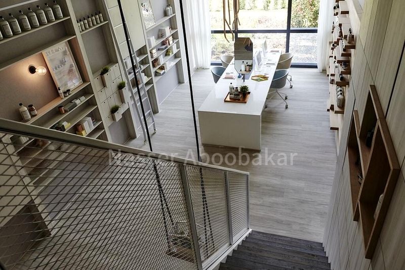 Office for Sale: 12 Woodlands Square - Image 1