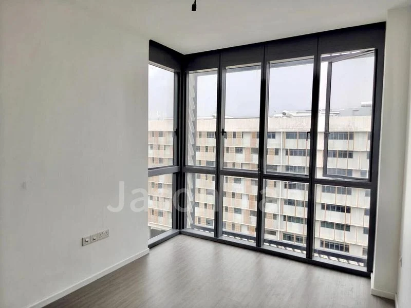 3 Bed Executive Condo for Sale in  Ola - Image 5