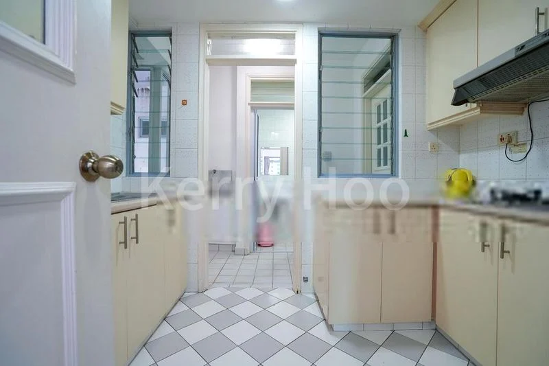 3 Bed Condo for Rent in  Emerald Park - Image 8