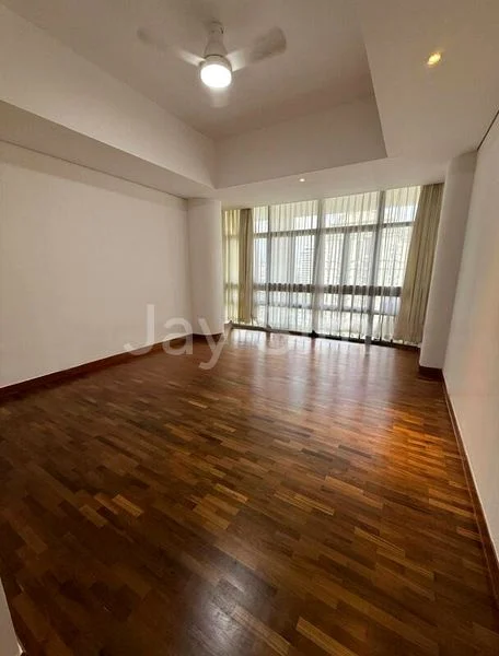 2 Bed Condo for Rent in  The Colonnade - Image 5