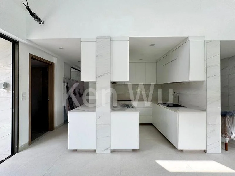 8 Bed Semi-Detached House (Landed) for Sale in  Kembangan Estate - Image 12