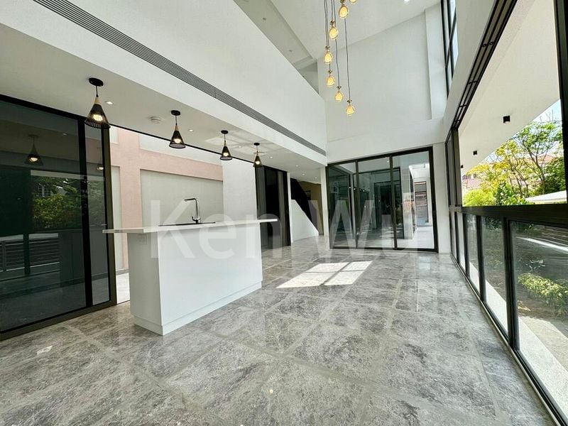 8 Bed Semi-Detached House (Landed) for Sale in  Kembangan Estate - Image 14