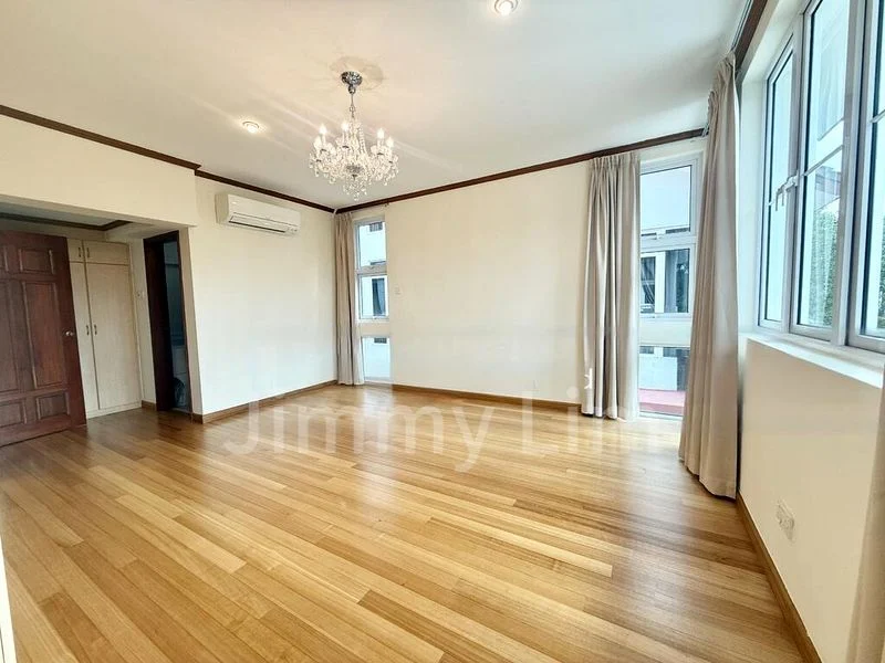 5 Bed Semi-Detached House (Landed) for Rent in  Princess Of Wales Road - Image 11