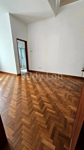 6 Bed Semi-Detached House (Landed) for Rent in  One Tree Hill - Image 4