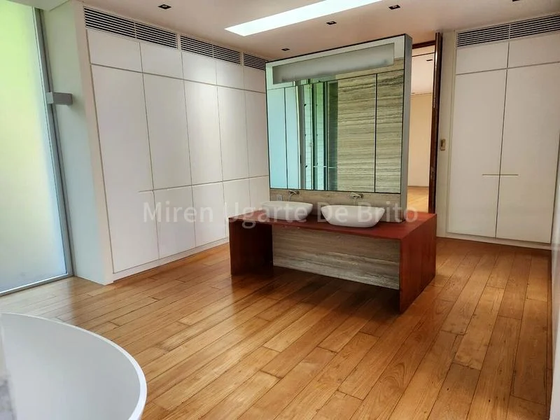 6 Bed Bungalow (Landed) for Rent in Binjai Crest - Image 8