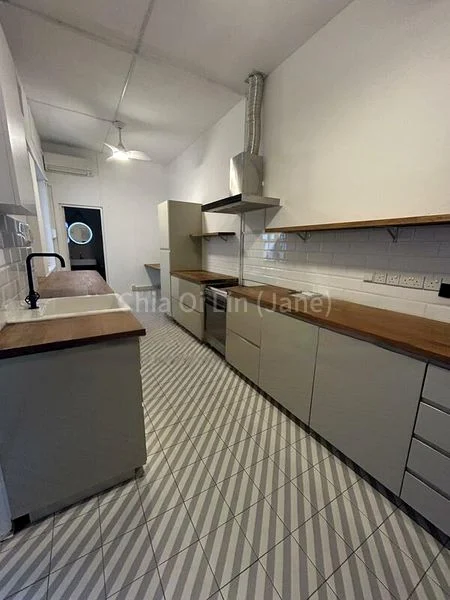 3 Bed Conservation House (Landed) for Rent in Cairnhill Conservation Area - Image 6