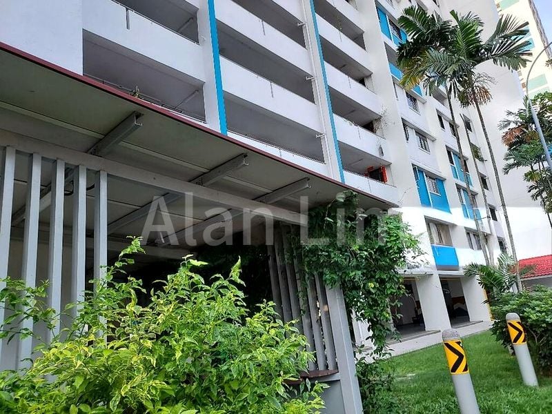 Master Room (HDB) for Rent in  476 Ang Mo Kio Avenue 10 - Image 2