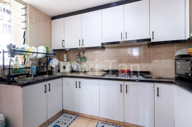 3 Bed Condo for Sale in  Rivervale Crest - Image 9