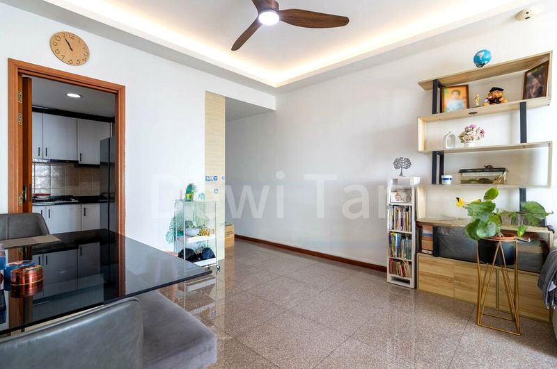 3 Bed Condo for Sale in  Rivervale Crest - Image 6