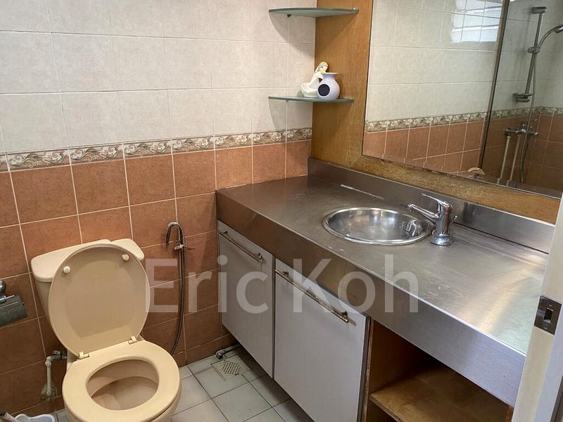 5 Room (5I) HDB for Rent in  322C Anchorvale Drive - Image 4