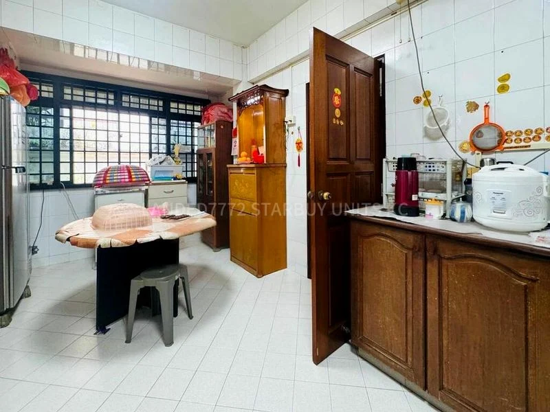 5 Bed Corner Terrace (Landed) for Sale in  Eunos Techpark - Image 2