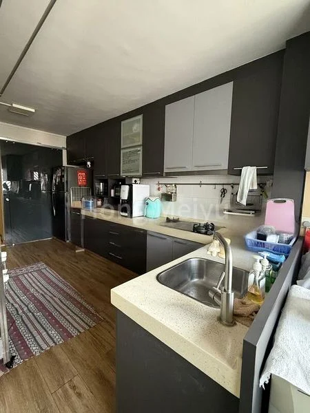 4 Room (4NG) HDB for Rent in  412 Jurong West Street 42 - Image 10