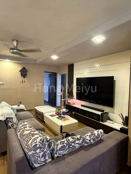 4 Room (4NG) HDB for Rent in  412 Jurong West Street 42 - Image 2