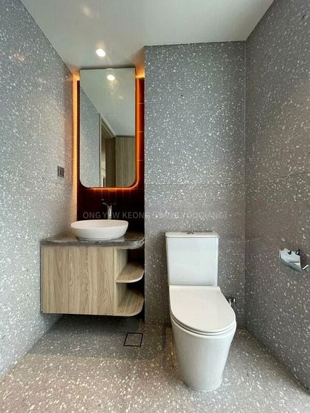 6 Bed Terraced House (Landed) for Rent in  Jalan Ulu Siglap - Image 11