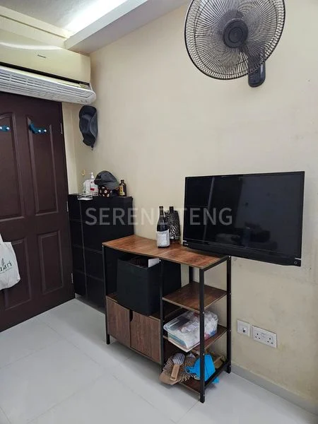 Common Room (Condo) for Rent in  People's Park Complex - Image 4