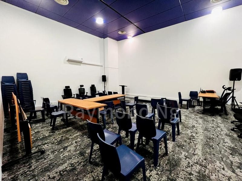 Factory / Workshop (B2) for Rent: Sin Ming Drive - Image 2