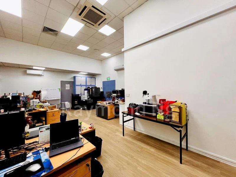 Factory / Workshop (B2) for Rent: Sin Ming Drive - Image 3