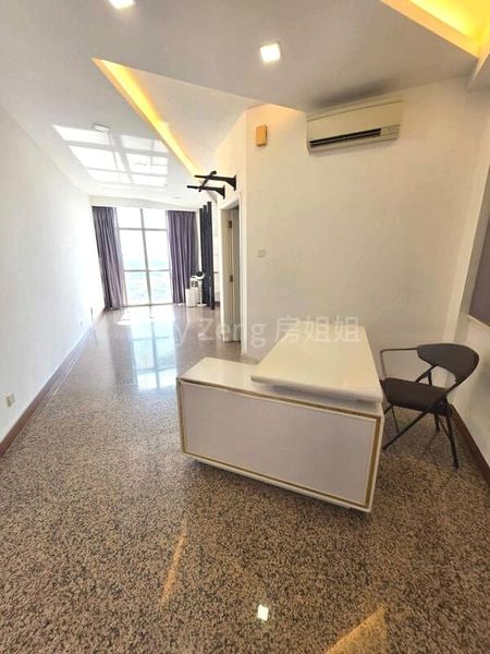 2+1 Bed Condo for Sale in  The Bayshore - Image 1